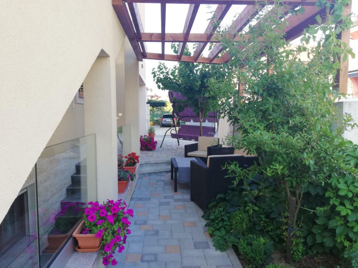 Apartments Rensi Zadar Exterior photo